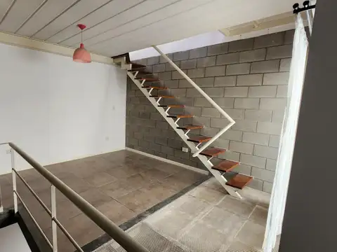 Depto Tipo Casa 3 ambientes con 1 baño