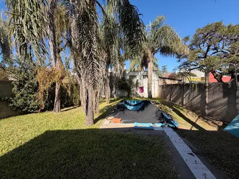 Casa en Venta con 1 cochera