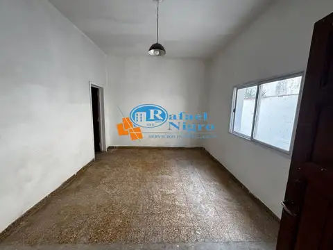 Depto Tipo Casa en Alquiler de 2 dormitorios