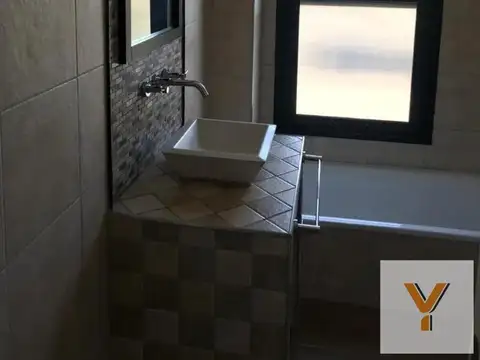 Casa en Venta en Countries y Barrios Cerrados en Ezeiza, USD 319.000
