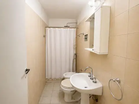 VENTA PH 3 AMBIENTES PATIO QUINCHO SIN EXPENSAS LANUS ESTE BUENA UBICACION