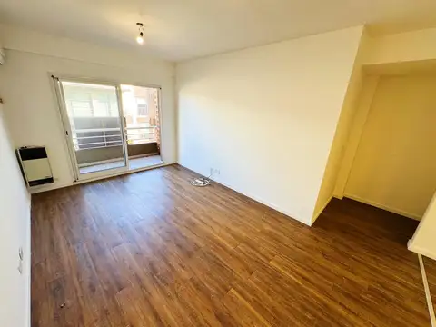 Departamento en Alquiler en San Fernando Vias  /  Centro, $ 740.000