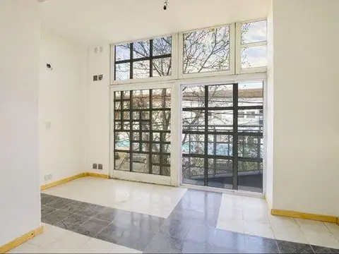 PH en  Venta 2 Ambientes .  Lanus reciclado a nuevo