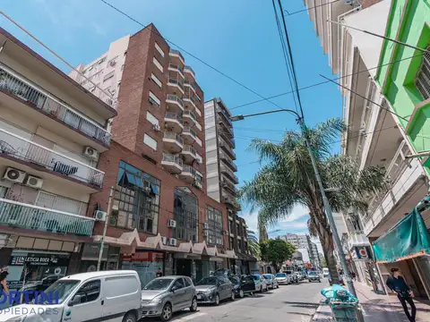 Pacifico Rodriguez  al 4947