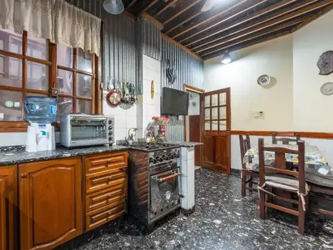 Depto Tipo Casa en Venta de 4 ambientes