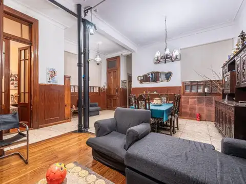 VENTA | Departamento Tipo PH 4 Ambientes con Balcón en Balvanera