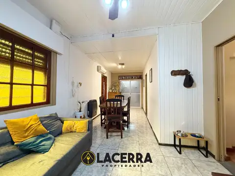 Depto Tipo Casa en Venta de 4 ambientes