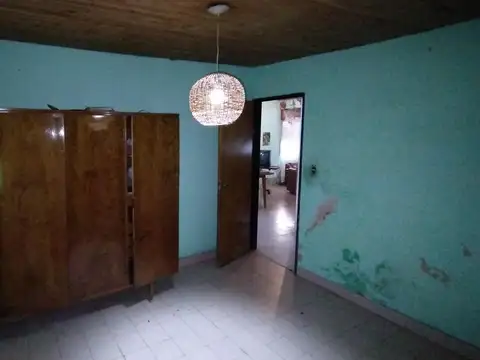 CASA EN VENTA TEMPERLEY ESTE