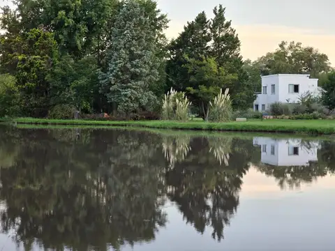 Terreno en venta Casuarinas del Pilar,  Zelaya
