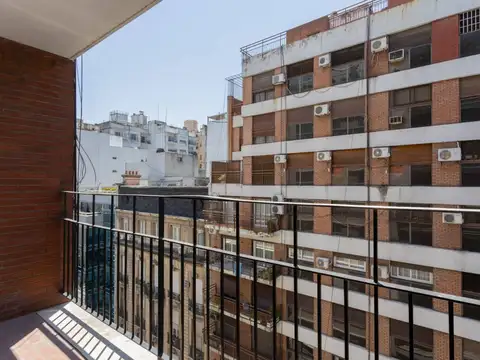 Marcelo Torcuato De Alvear 1200