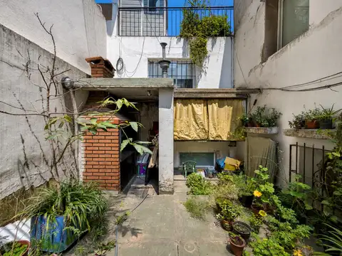 Venta PH 4 ambientes con terraza y parrilla – Balvanera, Av. Córdoba y Av. Pueyrredón