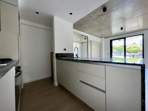 COCHABAMBA  al 1000-Piso 2 -Departamento C