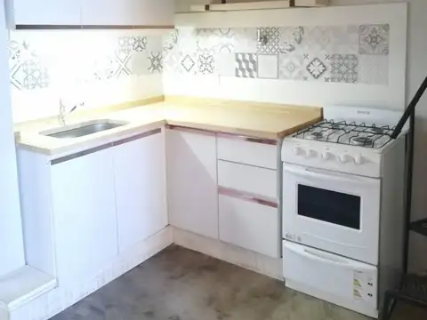 Depto Tipo Casa 3 ambientes con 1 baño