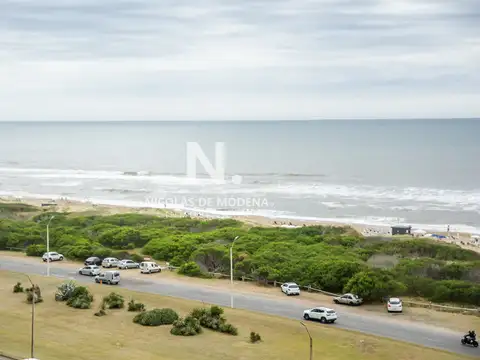 En venta apartamento de 3 dormitorios en Punta del Este