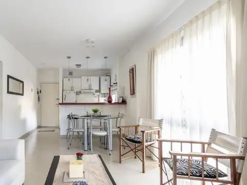 Departamento de 3 ambientes con  dos cocheras en venta en Pinamar