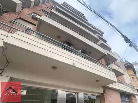 Departamento en Alquiler en Parque Patricios, $ 700.000