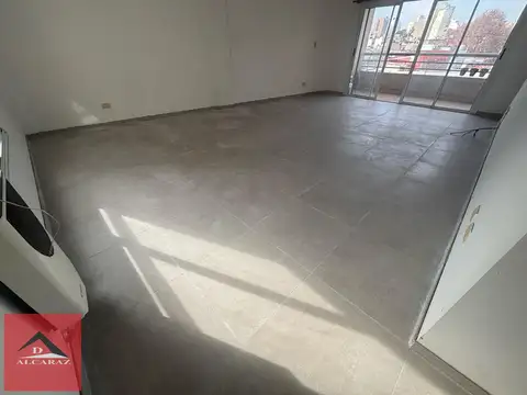 Departamento en Alquiler en Parque Patricios, $ 550.000