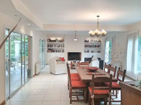 Casa en Venta en Chacras de Coria, USD 379.000
