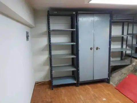 Lavalle 800, Piso PB