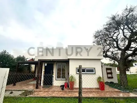 VENTA - Casa de Fin de Semana con Pileta, Quincho y Parque — Ibicuy, Entre Ríos
