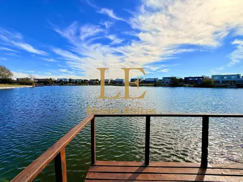 Casa en Venta en El Canton, USD 495.000