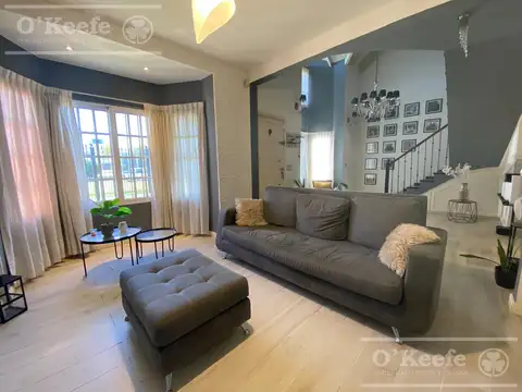 Casa en venta de 4 amb en Berazategui.- Apto Credito