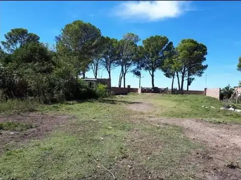 Terreno en Venta en Hernández, USD 25.000