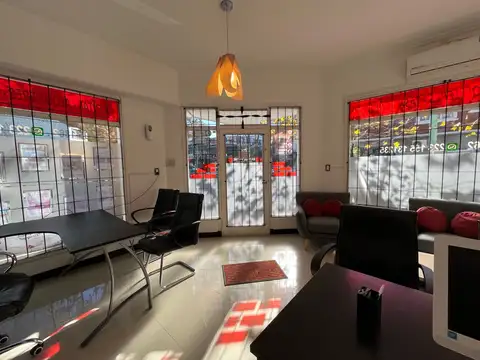 Local Comercial en esquina Nº 1
