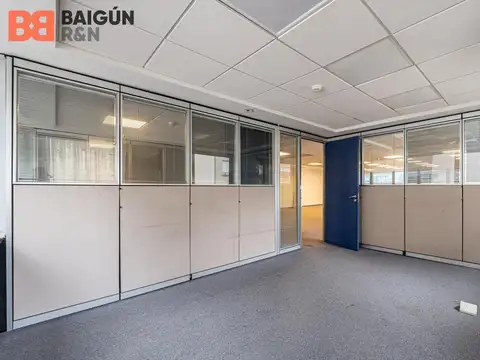 Oficina en Venta al Este
