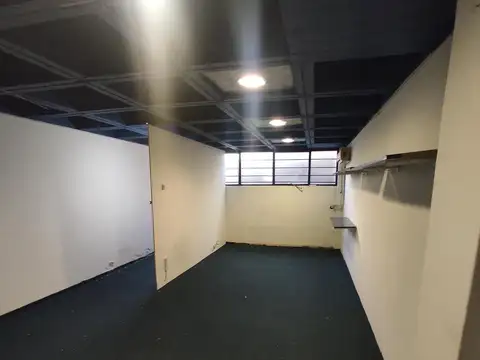 Local en Alquiler en Acassuso Vias  /  Santa Fe, $ 700.000