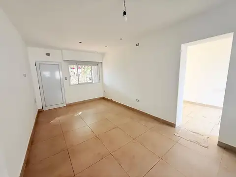 Casa dos dormitorios reciclada a nuevo