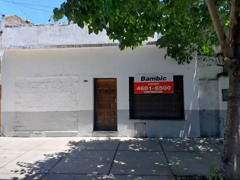 Casa 4 ambientes con 1 baño