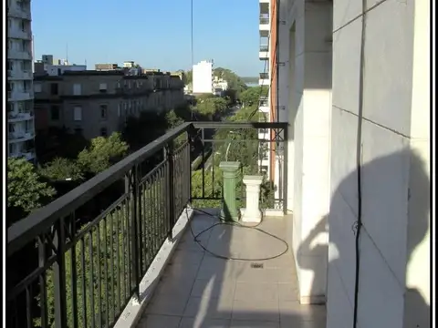 Departamento en Alquiler con 1 cochera