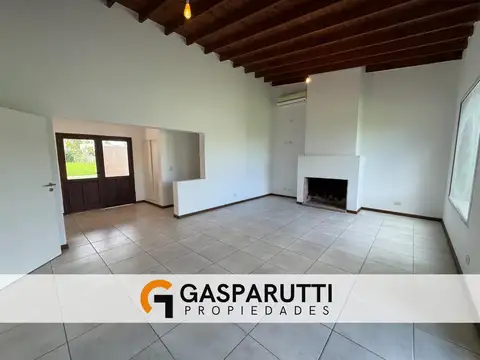 Casa en Venta con 4 cocheras