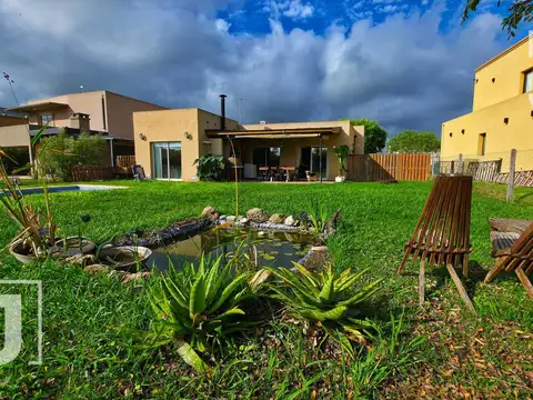 Casa en venta 4 ambientes. Terreno 520 m2 San Alonso. Pilar del este