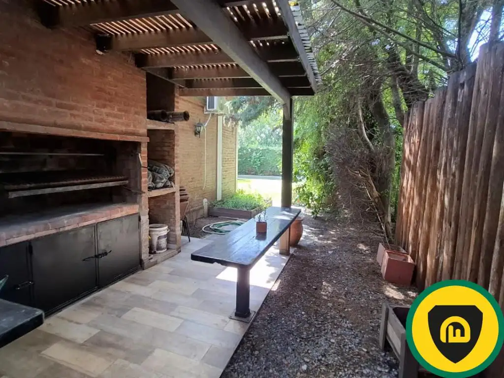 Casa en  VENTA - B° ABEDULES - MALVINAS ARGENTINAS - 4 AMBIENTES - Foto 33