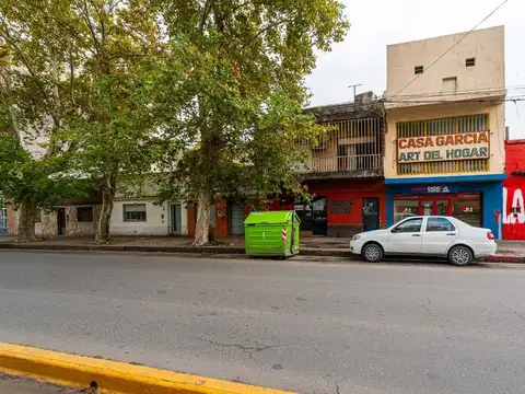 LOCAL Y CASA EN VENTA BARRIO BELLA VISTA