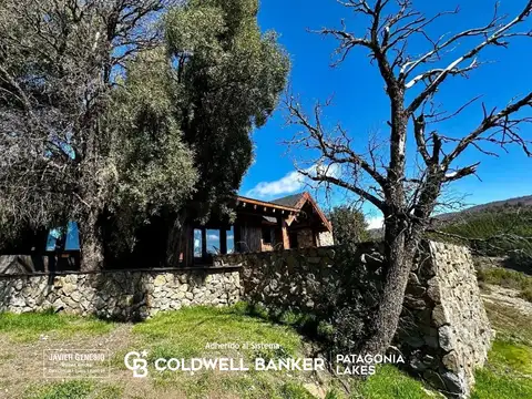 Casa en Venta con 3 cocheras
