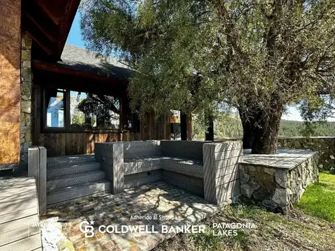 Casa 6 ambientes con 2 baños