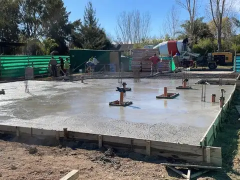 Casa en Venta con 4 cocheras