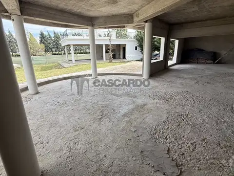 Casa 7 ambientes con 4 baños