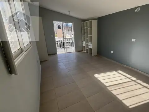 Casa en Venta en Playas De Oro, USD 110.000