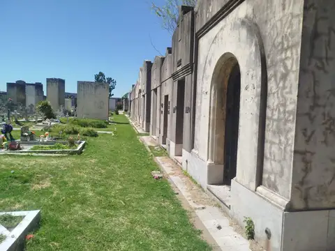 Terreno en Venta 3  mts Fondo