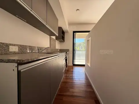 Departamento en Alquiler con 1 cocheras