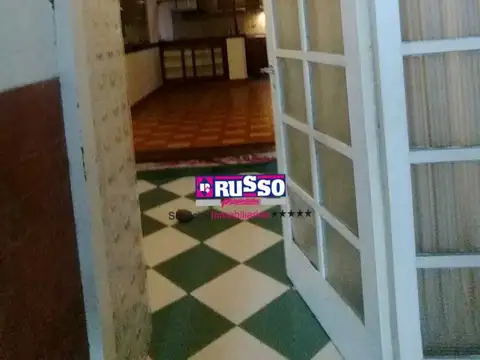 Depto Tipo Casa en Venta 40 años