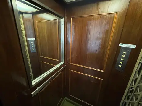 Depto Tipo Casa en Venta 40 años