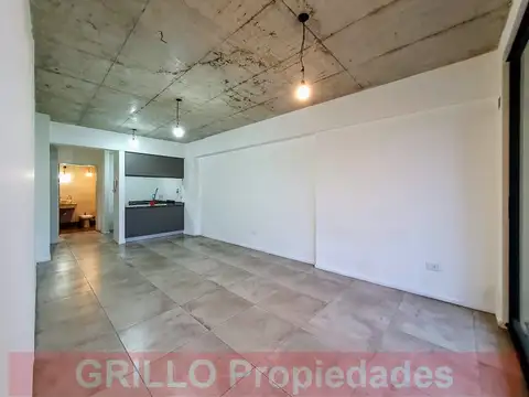 Ramón Falcón 4200, Piso 1
