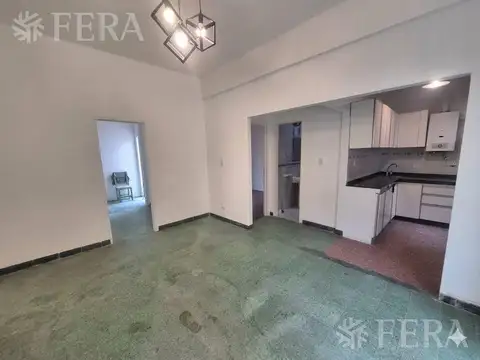 Depto Tipo Casa 4 ambientes con 2 baños