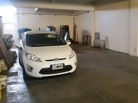 Local en Venta en Lomas Del Mirador, USD 180.000