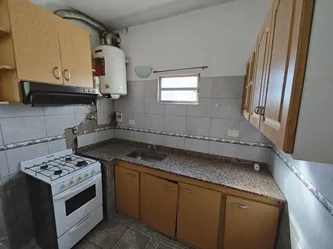 Depto Tipo Casa en Venta en Morón, USD 45.000